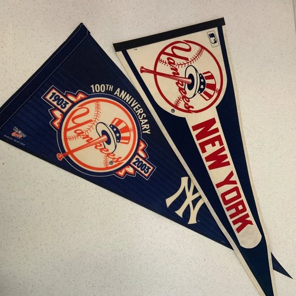 Set of 2 Vintage New York Yankees Collectible Wall Hanging Pennant Flags - Picture 1 of 16